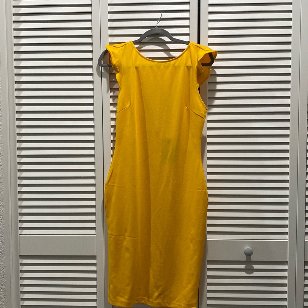 beautiful yellow dress